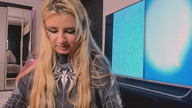 BarbaraSiren online show from September 21, 3:54 pm