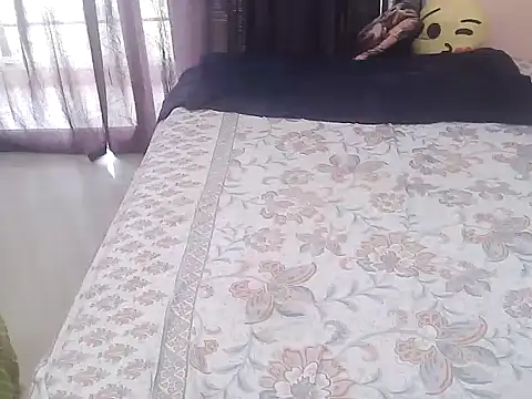 bold kiara online show from January 8, 6:28 am