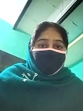 Cute-Charvii online show from January 13, 2:06 am