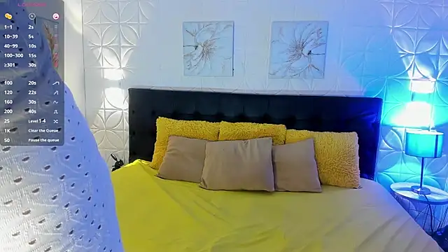 EmillyLim online show from December 22, 8:34 pm