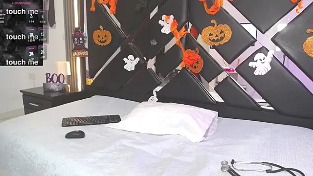 oblivionlove online show from October 27, 8:58 pm