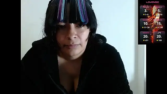 Snapshot of Acelinrose chatting on October 16, 2:14 am Acelinrose online show from October 16, 2:14 am