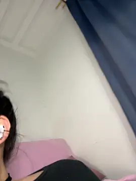  amelie- online show from April 7, 11:29 pm