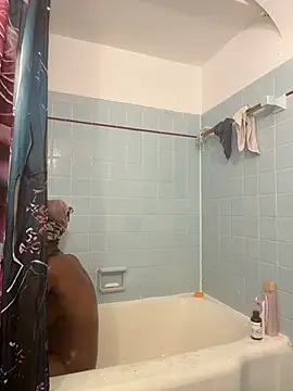 oceanmotion762 online show from October 28, 4:07 am