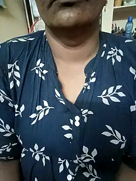 Snapshot of Nalini_telugu chatting on October 8, 2:05 am Nalini telugu online show from October 8, 2:05 am