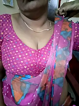 Snapshot of Nalini_telugu chatting on September 22, 2:21 am Nalini telugu online show from September 22, 2:21 am