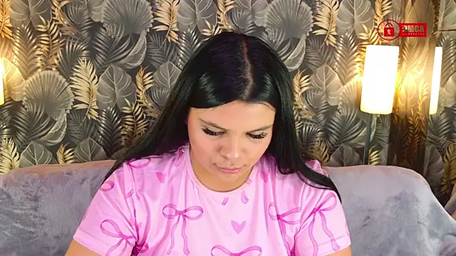 ThiccMady online show from November 3, 8:02 pm