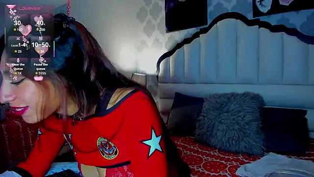 Snapshot of AlisonCold chatting on October 2, 1:49 pm AlisonCold online show from October 2, 1:49 pm