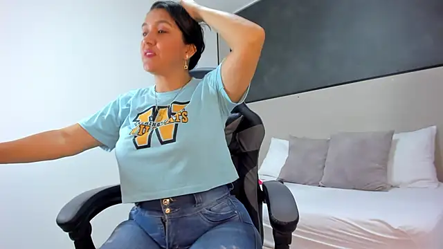 zoee zi online show from October 29, 7:16 pm