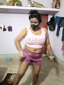 Deborbhavi222 online show from May 7, 7:06 pm
