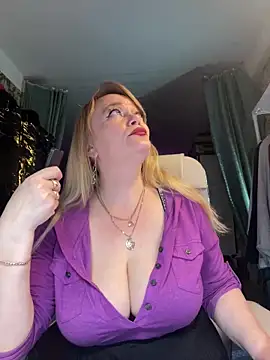 Sweet-blonde online show from March 27, 7:03 pm