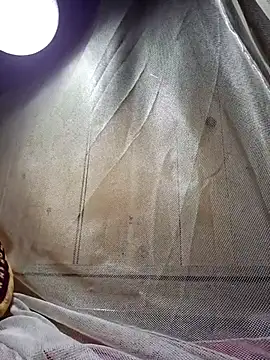 xuxulovezz online show from April 13, 1:23 pm