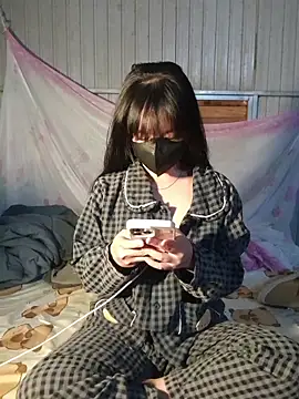 Helen-Tran online show from February 3, 1:05 pm