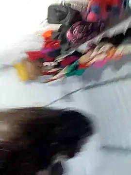 Snapshot of reya743 chatting on October 19, 6:10 pm reya743 online show from October 19, 6:10 pm