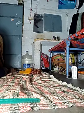 Snapshot of reya743 chatting on October 5, 5:40 pm reya743 online show from October 5, 5:40 pm