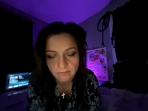 88heygirlhey88 online show from October 6, 5:24 am