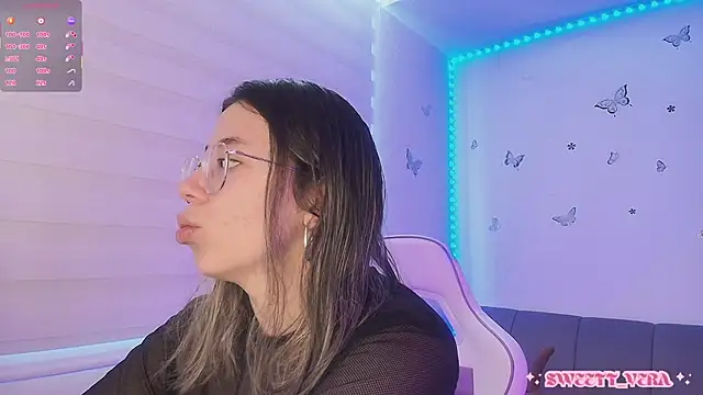 sweettvera online show from April 7, 1:35 pm