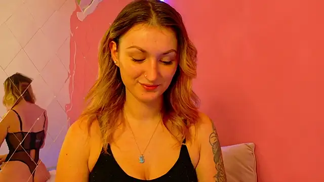 Anaayss  online show from November 10, 5:57 am