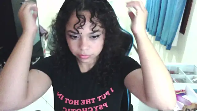 sweetamy326 online show from March 10, 10:25 pm