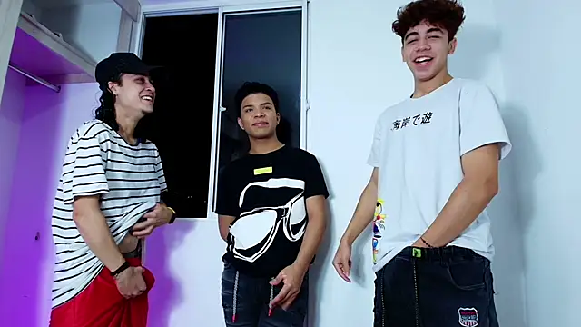 latin naughty boys online show from October 21, 12:58 am