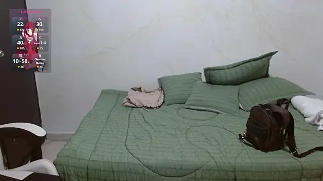 Snapshot of hanna_bella21 chatting on October 21, 10:58 pm hanna bella21 online show from October 21, 10:58 pm