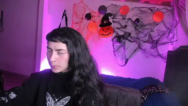 kitty  chs online show from November 11, 1:45 am