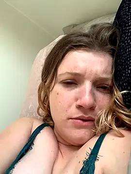 Snapshot of Seturselfonfire chatting on October 15, 12:08 pm Seturselfonfire online show from October 15, 12:08 pm