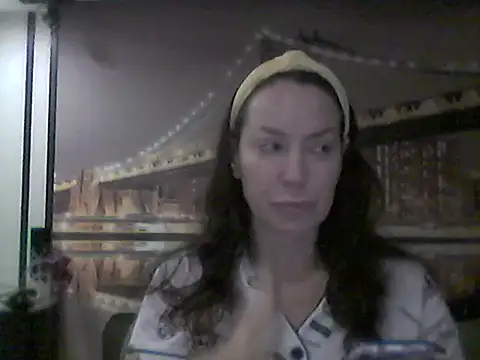 Snapshot of Selirine chatting on October 20, 11:35 am Selirine online show from October 20, 11:35 am