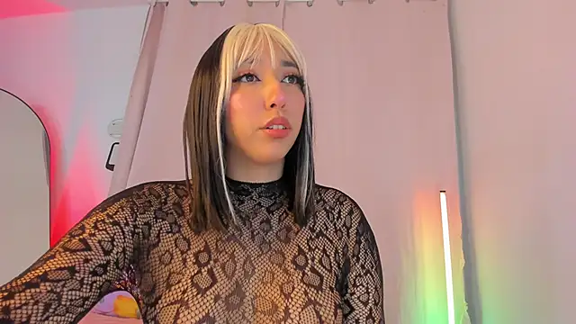 emily  walker online show from June 1, 2:13 am