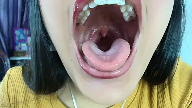 Hinata 21  online show from March 31, 8:53 pm