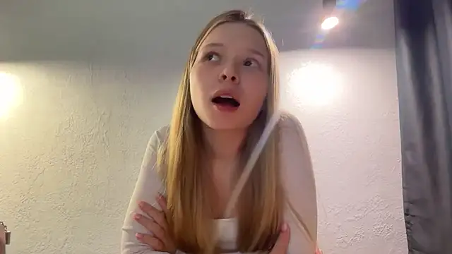CandysRose online show from June 24, 6:29 pm
