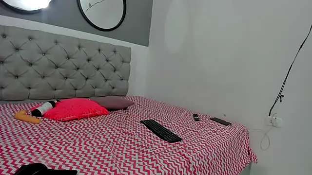 Chey petite online show from October 17, 2:15 am