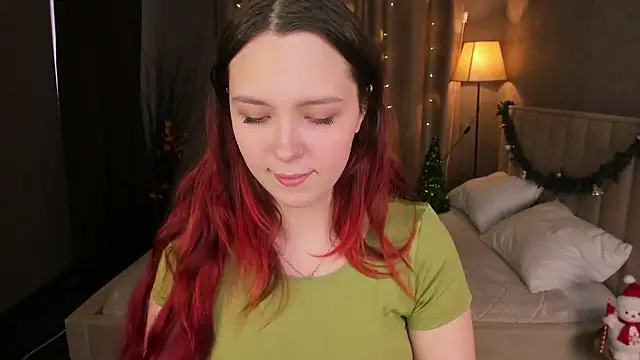 Monica  Queen online show from January 11, 5:45 am