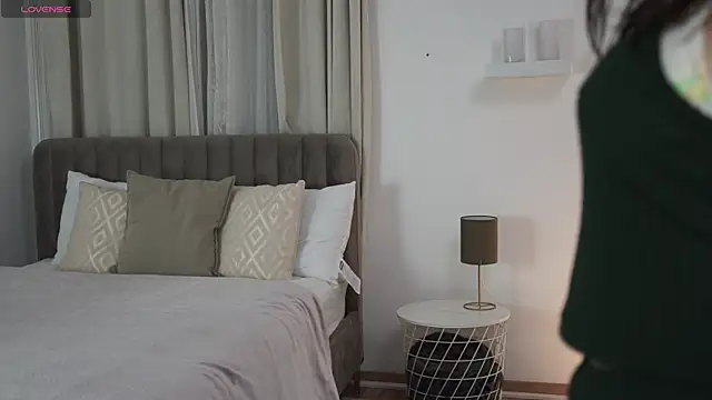 Snapshot of Victoriiabenett chatting on October 1, 4:23 pm Victoriiabenett online show from October 1, 4:23 pm