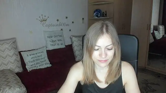 Snapshot of Tiffany_Bates chatting on October 21, 3:21 am Tiffany Bates online show from October 21, 3:21 am