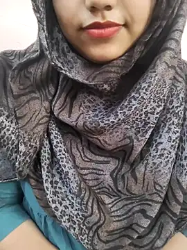 Miss Rose   online show from April 15, 12:49 pm