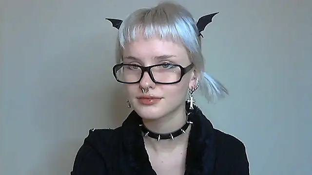 Paradoxy  online show from October 23, 7:42 pm