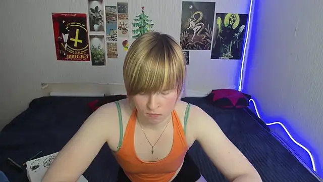 Cattie w  online show from February 20, 6:26 am