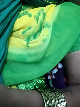 navyasree143 online show from March 25, 12:08 pm