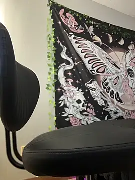 NeliaHexxen online show from February 19, 7:08 am