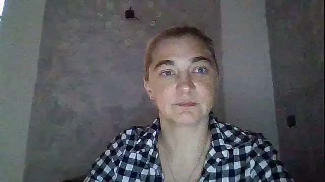 Snapshot of GoldenAngelMilf chatting on October 21, 10:19 am GoldenAngelMilf online show from October 21, 10:19 am