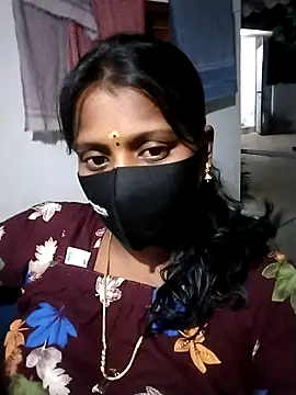 Tamil Hot Sandy online show from June 4, 5:50 pm