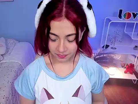 KathiaSaenz  online show from November 8, 5:01 am