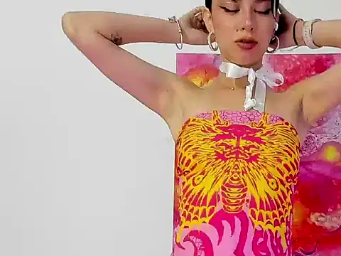 isa martinexxx online show from November 5, 12:27 am