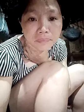 bree-zz online show from March 9, 11:13 am