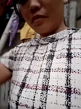 bree-zz online show from March 10, 11:20 pm