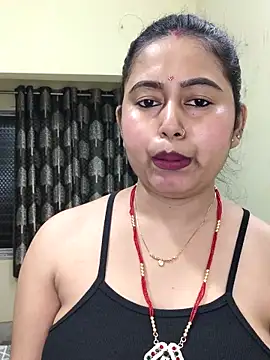 Hot Misti 69 online show from April 17, 5:15 pm