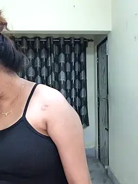 Hot Misti 69 online show from April 11, 6:22 pm