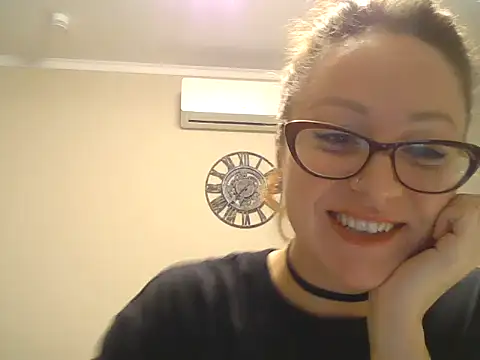 Sweet00Fox online show from November 2, 5:27 pm