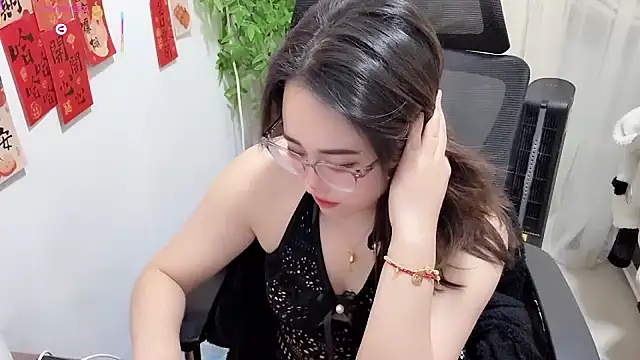 NEWONETO online show from April 1, 5:54 pm